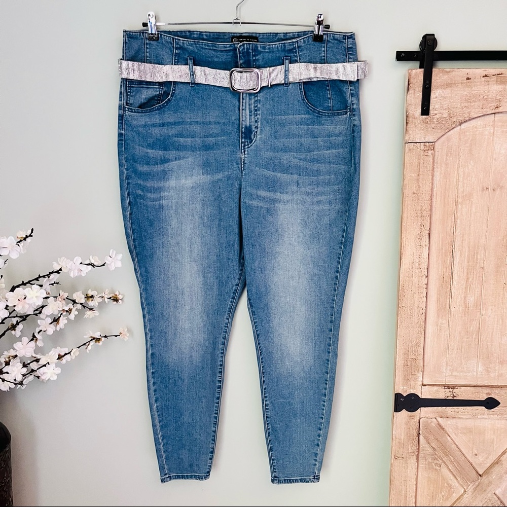 Fashion to Figure Paperbag Skinny Jean Size 22